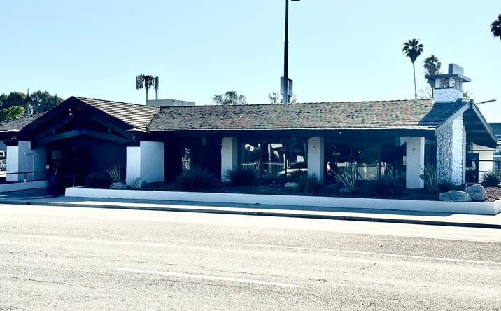 Pictures of Restaurant property located at 955 Oak St, Bakersfield, CA 93304 for lease - image #1