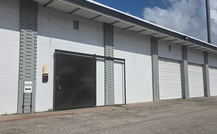 Pictures of Retail property located at 1315 Spencer Hwy, South Houston, TX 77587 for lease - image #1