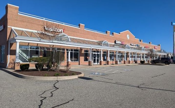 Pictures of Retail property located at 672 Centre of New England Boulevard, Coventry, RI 02816 for lease - image #1