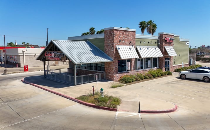 Pictures of Restaurant property located at 3908 N McColl Rd, McAllen, TX 78501 for lease - image #1