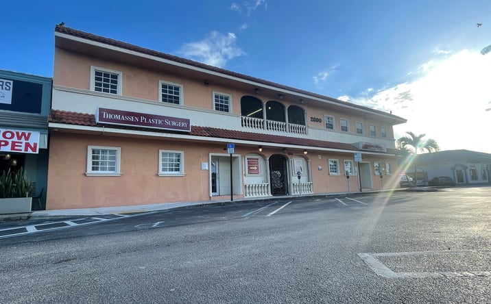 Pictures of Retail, Office property located at 2800 E Commercial Blvd, Fort Lauderdale, FL 33308 for lease - image #1