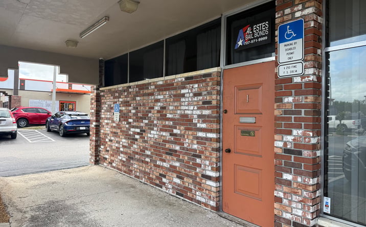 Pictures of Retail property located at 4930 Park Blvd #1, Pinellas Park, FL 33781 for lease - image #1