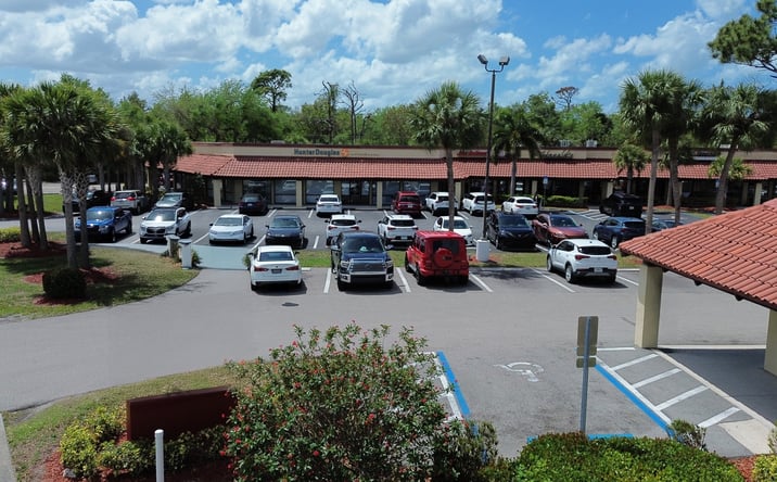 Pictures of Retail, Restaurant, Office property located at 15250 S Tamiami Trl, Fort Myers, FL 33908 for lease - image #1
