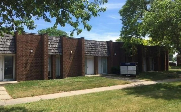 Pictures of Office property located at 27500 Hoover Rd, Warren, MI 48093 for lease - image #1