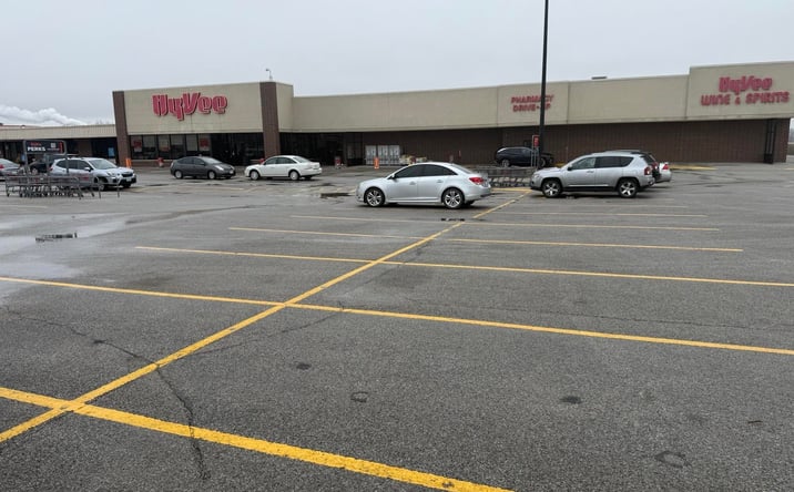 Pictures of Retail, Office, Restaurant property located at 500 S Fremont Street, Shenandoah, IA 51601 for lease - image #1