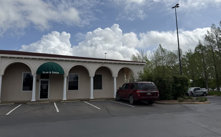 Pictures of Office property located at 1450 Dorchester Dr, Alexandria, LA 71301 for lease - image #1