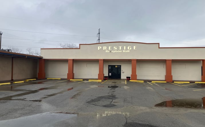 Pictures of Retail property located at 4500 West Ave, San Antonio, TX 78213 for lease - image #1