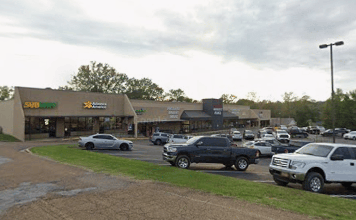 Pictures of Retail property located at 595 E Main St, Philadelphia, MS 39350 for lease - image #1