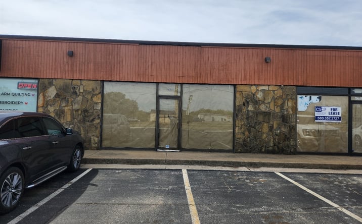 Pictures of Retail property located at 3130 NW Cache Rd, Lawton, OK 73505 for lease - image #1
