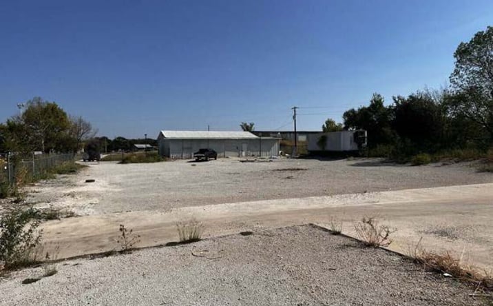 Pictures of Industrial property located at 2122 E Highway 199, Springtown, TX 76082 for lease - image #1