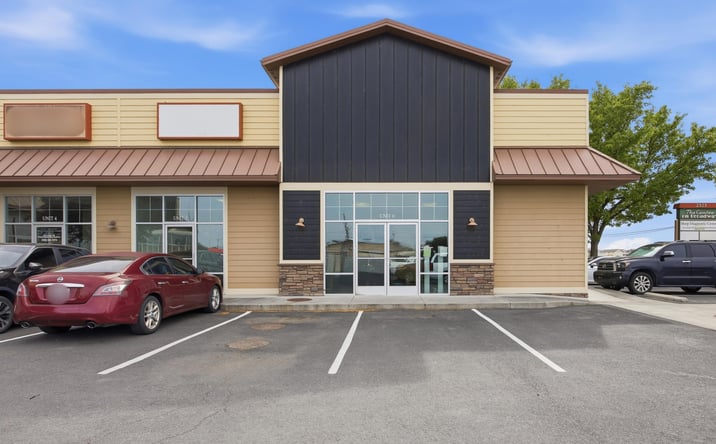 Pictures of Retail, Office, Special Purpose property located at 2323 W Broadway Ave, Moses Lake, WA 98837 for lease - image #1