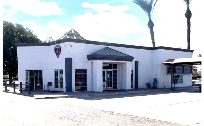 Pictures of Special Purpose, Restaurant, Retail property located at 1697 W Lacey Blvd, Hanford, CA 93230 for lease - image #1