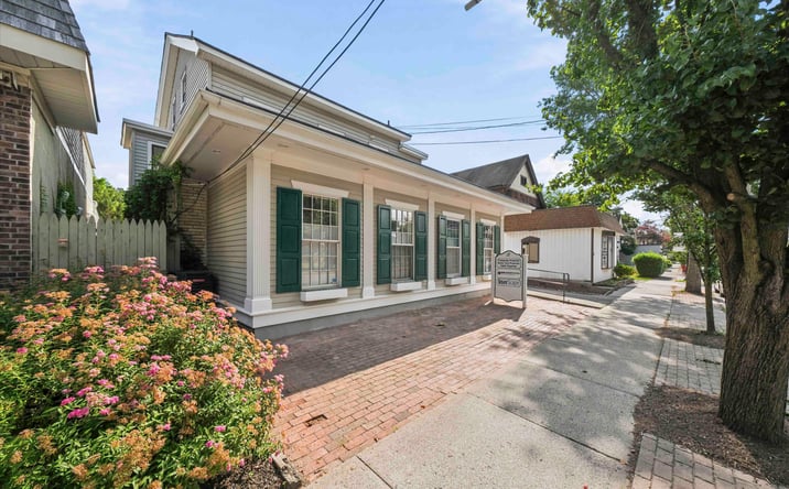 Pictures of Office property located at 17 Collegeview Avenue, Poughkeepsie, NY 12603 for lease - image #1