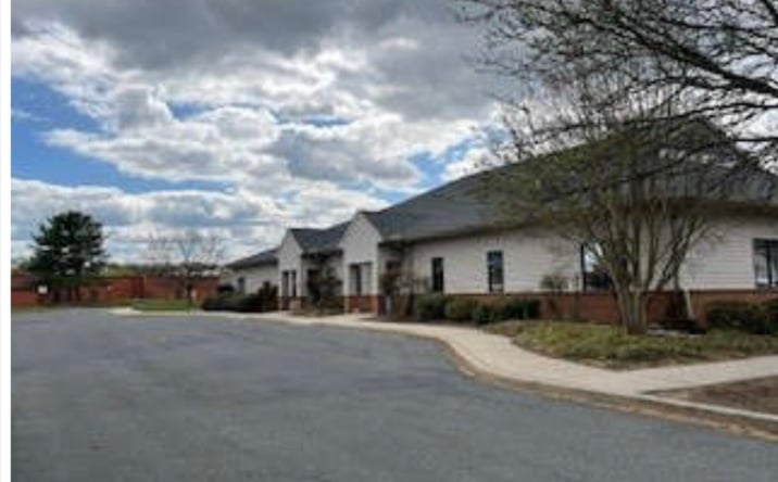 Pictures of Office property located at 125 Greentree Dr, Dover, DE 19904 for lease - image #1