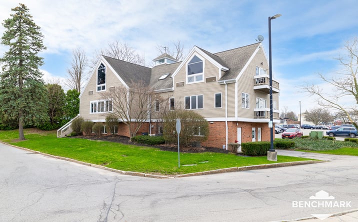 Pictures of Office property located at 500 Packetts Landing, Fairport, NY 14450 for lease - image #1