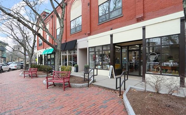 Pictures of Office property located at 17 Lincoln St, Newton, MA 02461 for lease - image #1