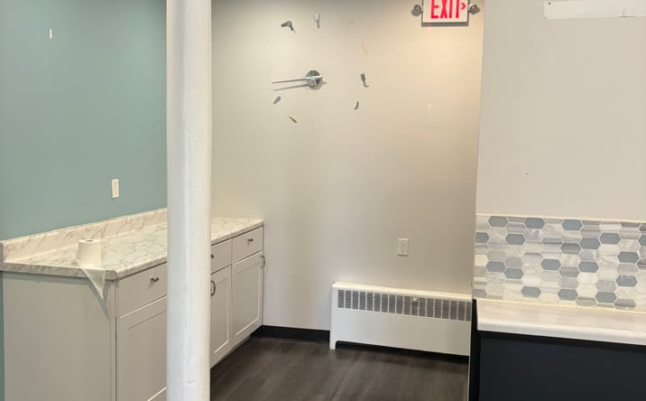 Pictures of Retail property located at 43 Pearl St, Springfield, MA 01105 for lease - image #1