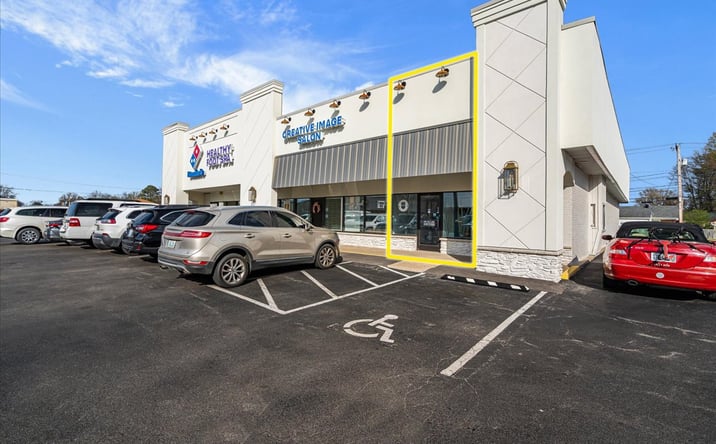 Pictures of Retail, Office, Special Purpose property located at 3333 Frederica St, Owensboro, KY 42301 for lease - image #1