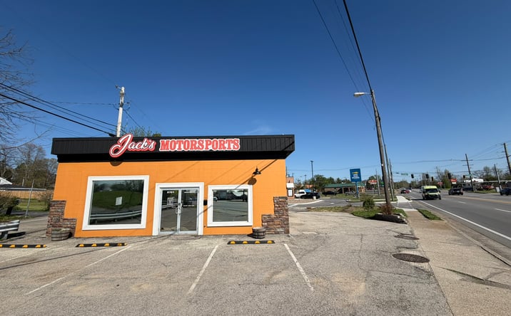 Pictures of Special Purpose, Retail property located at 5701 Bardstown Rd, Louisville, KY 40291 for lease - image #1