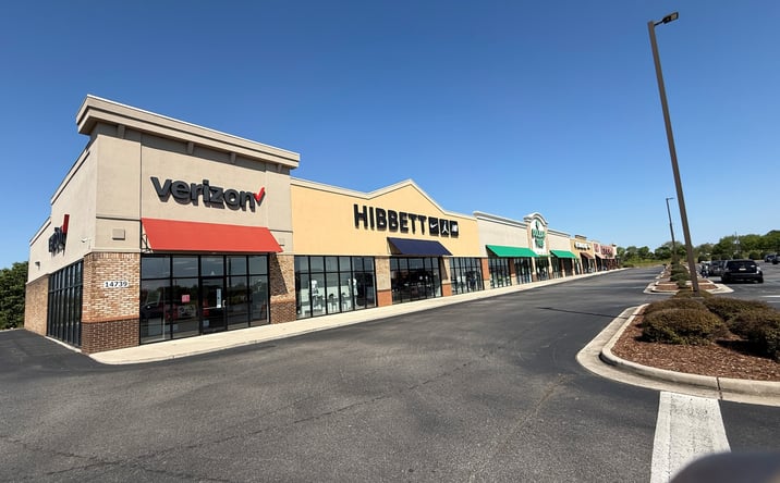 Pictures of Retail property located at 14739 US-231, Hazel Green, AL 35750 for lease - image #1