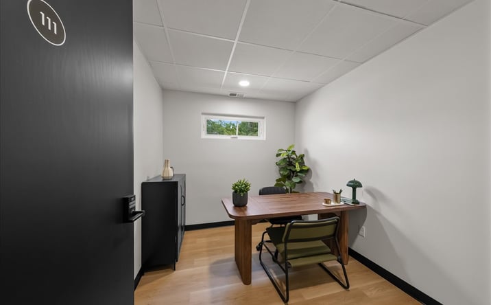 Pictures of Office property located at 900 Main Street, Grandview, MO 64030 for lease - image #1