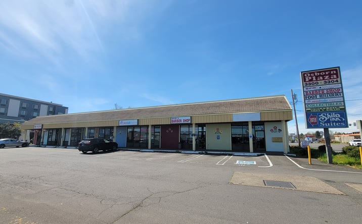 Pictures of Retail property located at 3300 Market St NE, Salem, OR 97301 for lease - image #1
