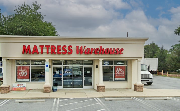 Pictures of Retail, Restaurant property located at 451 N Frederick Avenue, Gaithersburg, MD 20877 for lease - image #1