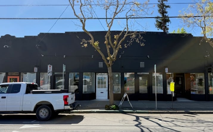 Pictures of Retail property located at 1122 Lincoln Avenue, Alameda, CA 94501 for lease - image #1