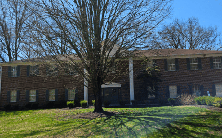 Pictures of Office property located at 1 Manor Dr, Hampton, NJ 08827 for lease - image #1