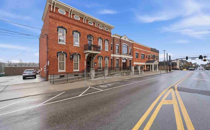 Pictures of Office property located at 86 N Sandusky St, Delaware, OH 43015 for lease - image #1