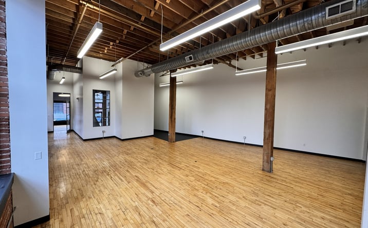 Pictures of Retail, Office property located at 210 W 19 Terrace, KCMO, MO 64108 for lease - image #1