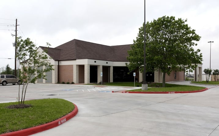 Pictures of Office property located at 2404 Smith Ranch Rd, Pearland, TX 77584 for lease - image #1