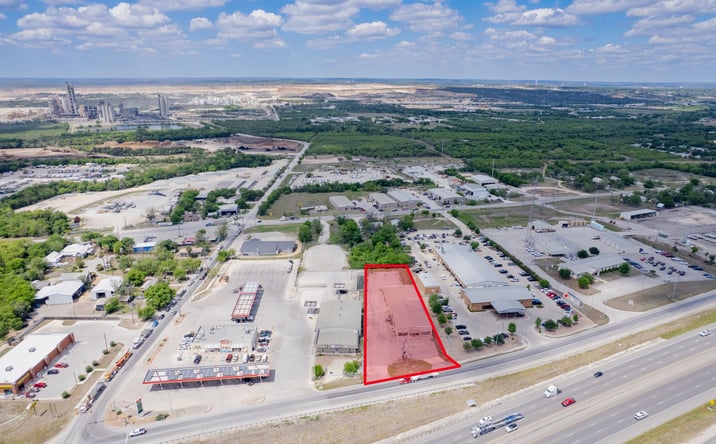 Pictures of Industrial property located at 4312 I 35 N Frontage Rd, New Braunfels, TX 78132 for lease - image #1