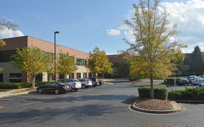 Pictures of Office property located at 2700 Corporate Dr, Hoover, AL 35242 for lease - image #1