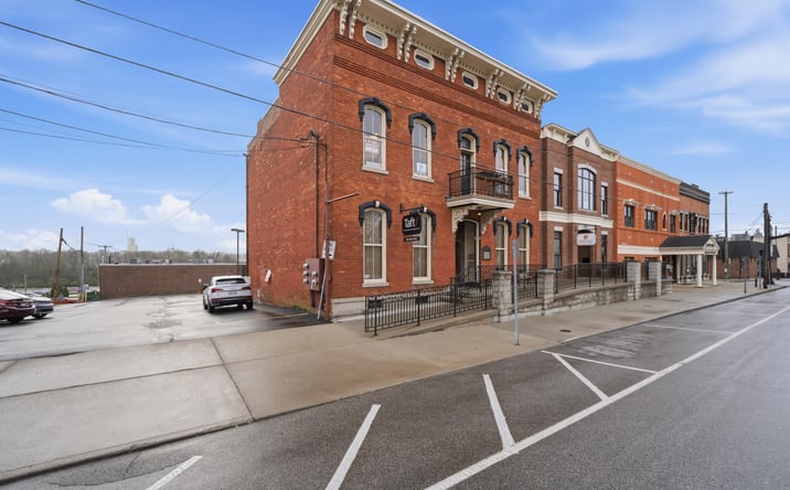 Pictures of Office property located at 88 N Sandusky Street, Delaware, OH 43015 for lease - image #1
