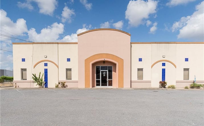 Pictures of Office property located at 111 N 17th Street # C, Donna, TX 78537 for lease - image #1