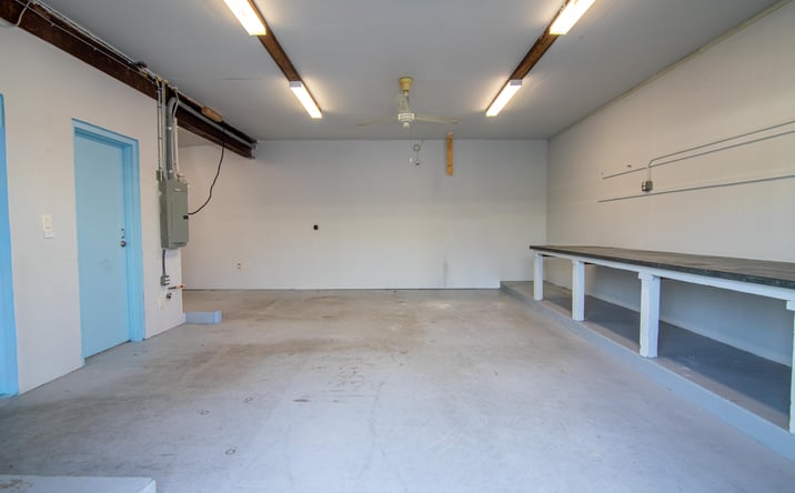 Pictures of Office, Industrial, Special Purpose property located at 7030 BURLINGTON AVE N, ST PETERSBURG, FL 33710 for lease - image #1