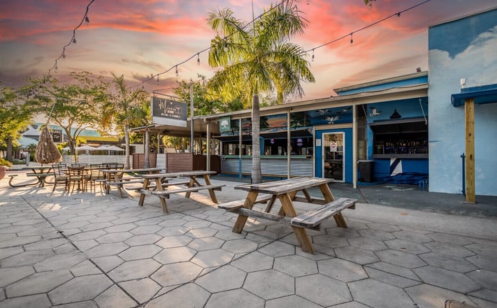 Pictures of Restaurant property located at 2451 Central Avenue, St. Petersburg, FL 33713 for lease - image #1