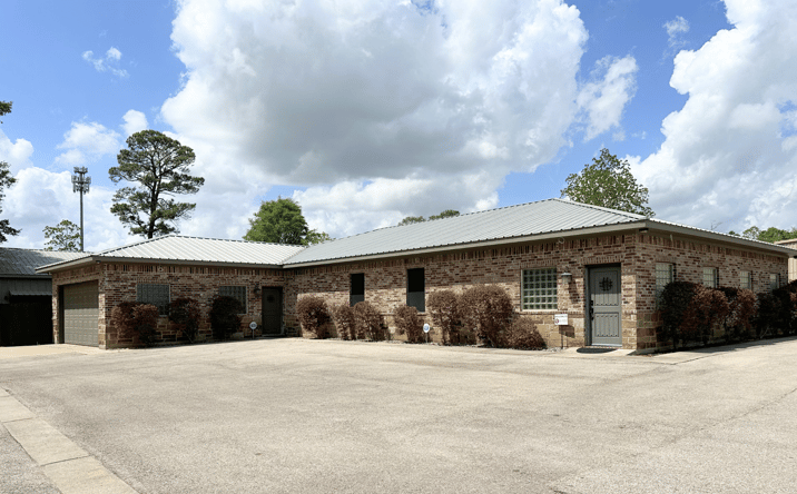 Pictures of Office property located at 17217 N. Eldridge Pkwy, Tomball, TX 77377 for lease - image #1