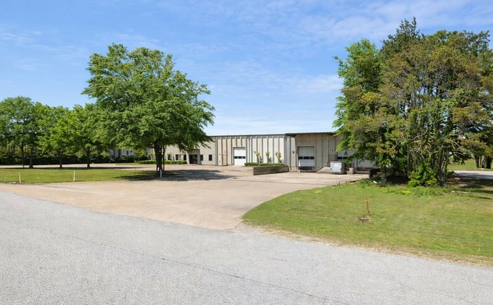 Pictures of Industrial property located at 3230 Thomason Ave, Montgomery, AL 36108 for lease - image #1