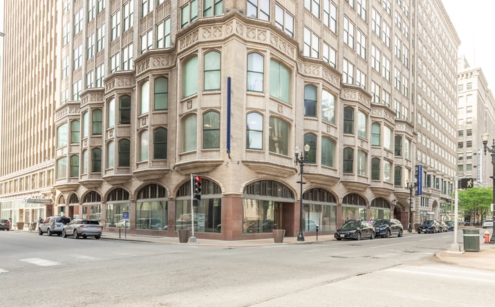 Pictures of Office property located at 812 Olive St, St. Louis, MO 63101 for lease - image #1