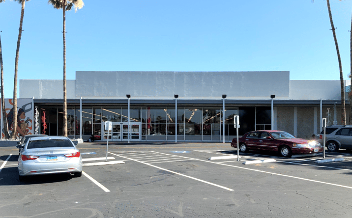 Pictures of Retail property located at 1110 E CHARLESTON BLVD, LAS VEGAS, NV 89104-1558 for lease - image #1