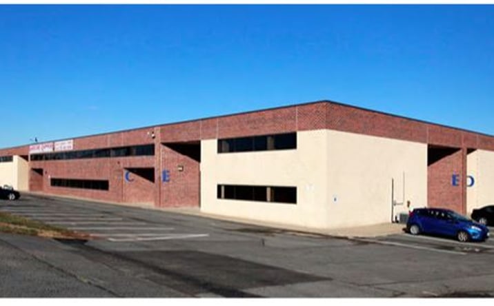 Pictures of Industrial property located at 44964 Underwood Ln, Dulles, VA 20166 for lease - image #1