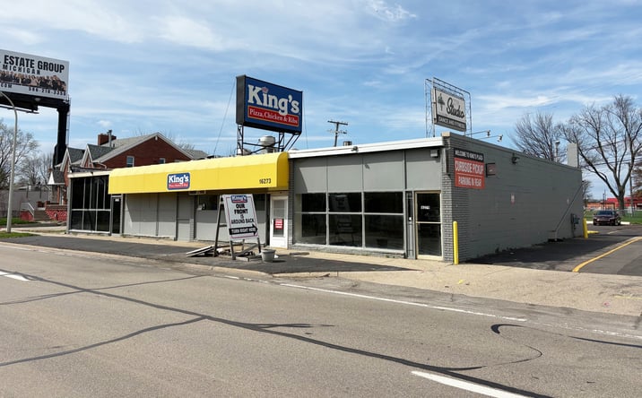 Pictures of Retail property located at 16279 E 11 Mile Rd, Roseville, MI 48066 for lease - image #1