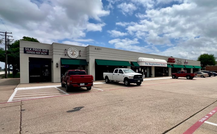 Pictures of Retail, Office property located at 5201 South Cooper Street, Arlington, TX 76017 for lease - image #1