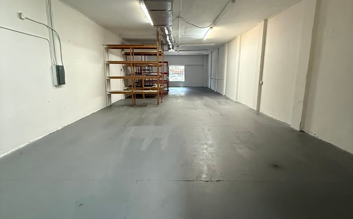 Pictures of Industrial property located at 206 W Bay Dr, Largo, FL 33770 for lease - image #1