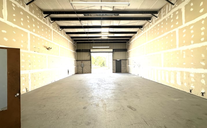 Pictures of Office, Industrial, Land property located at 16938 US HWY 19, HUDSON, FL 34667-4319 for lease - image #1