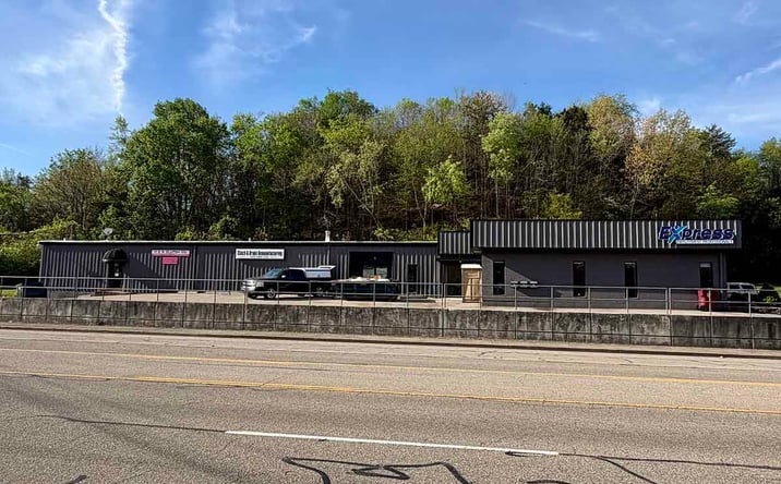Pictures of Office property located at 2909 E Oakland Ave, Johnson City, TN 37601 for lease - image #1