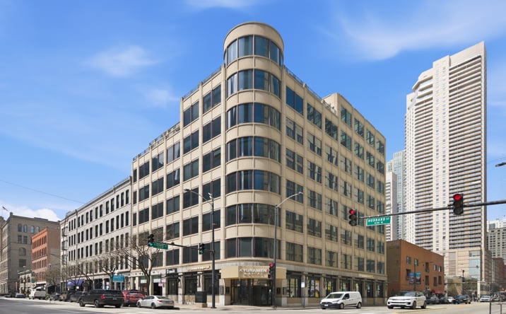Pictures of Office property located at 6 W Hubbard St, Chicago, IL 60654 for lease - image #1