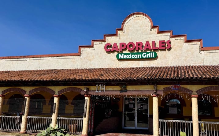 Pictures of Retail, Restaurant property located at 114 Holiday Ln, Byram, MS 39272 for lease - image #1